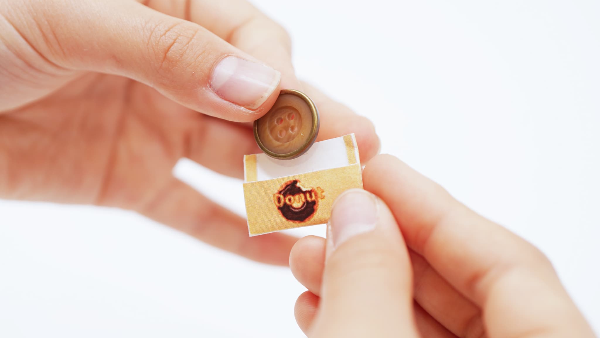 お菓子のパッケージ例（ドーナツ）の画像